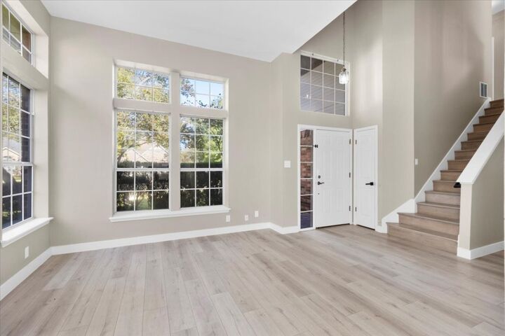 Property Photo: 7606 Kiva Drive TX 78749