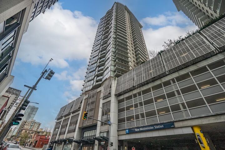 888 Carnarvon Street 3907  New Westminster BC V3M 0C6 photo