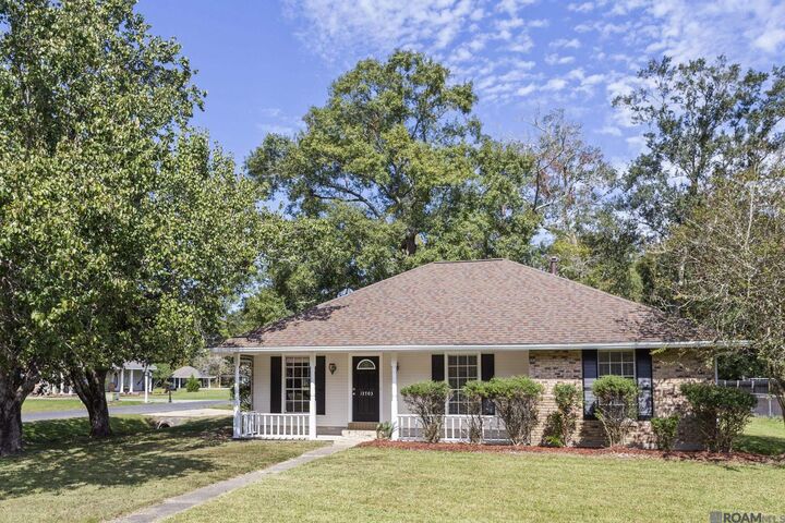 Property Photo:  13703 Marlin Ave  LA 70818 