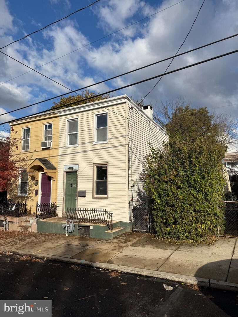 Property Photo: 305 N Marshall Street PA 17602