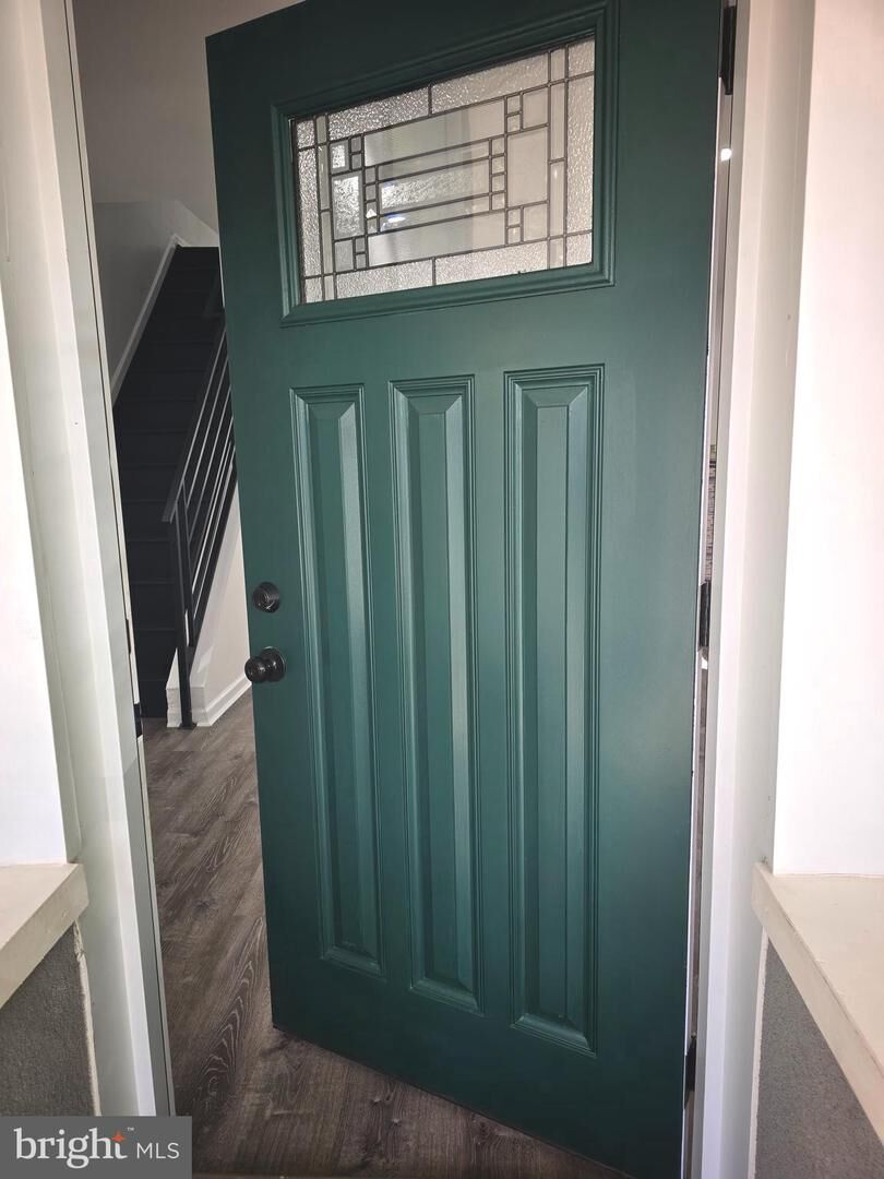 Property Photo: 7313 Limekiln Pike PA 19138