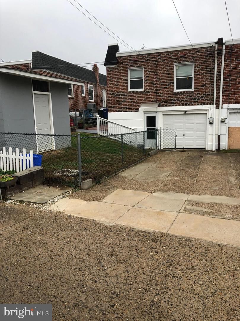 Property Photo: 8550 Tolbut Street PA 19152