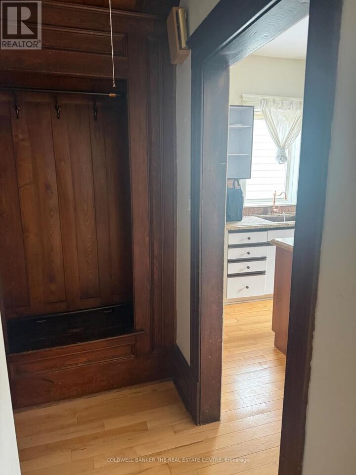 Property Photo:  450 Botsford Street  ON L3Y 1T1 