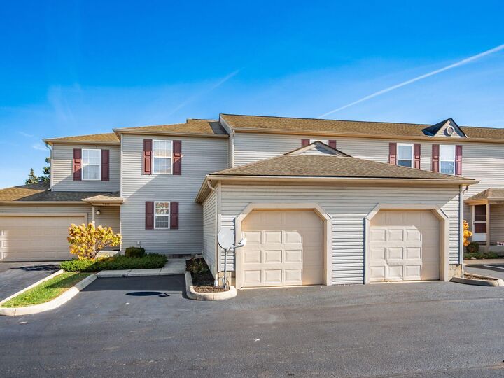 Property Photo:  5624 Wigmore Drive  OH 43235 