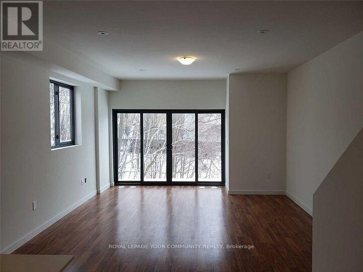 Property Photo:  369 Essa Road 67  ON L4N 9C8 