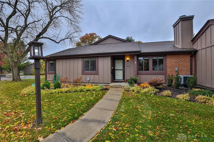 Property Photo: 6091 N Quinella Way OH 45459