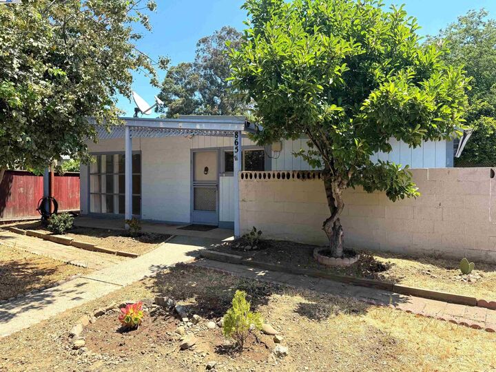 Property Photo:  865 Old Canyon Road  CA 94536 