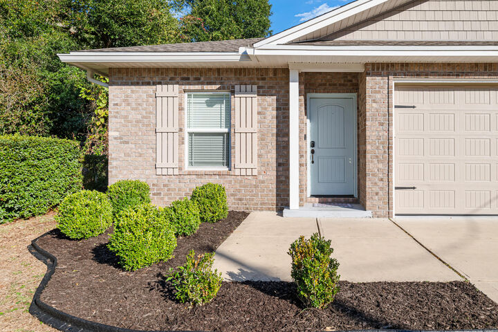 Property Photo: 1477 Cypress Street FL 32578