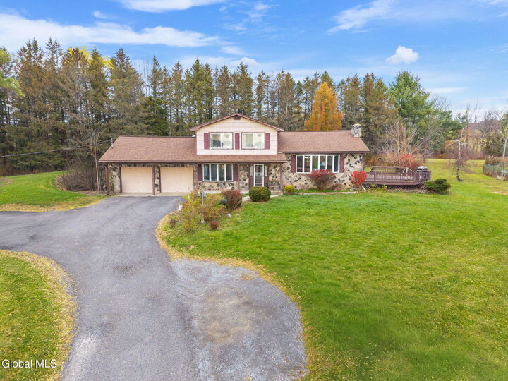 Property Photo:  1422 Ny-30A  NY 12160 
