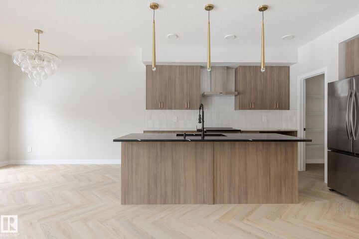 Property Photo:  20620 43 Avenue NW  AB T6M 3E3 