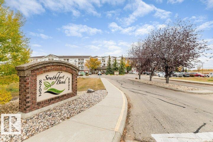 Property Photo:  8802 Southfort Drive 208  AB T8L 4R6 