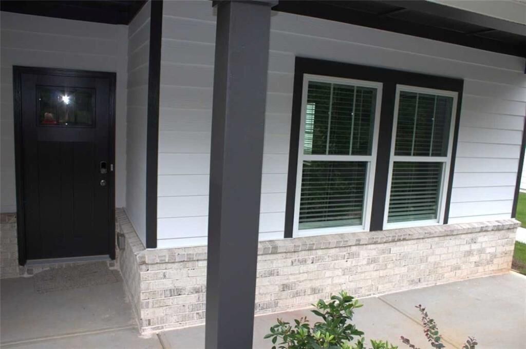 Property Photo: 2260 Ashton Ridge Drive SE GA 30013