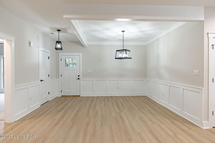 Property Photo:  73 Cherokee Dr  KY 40065 