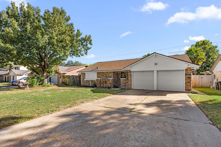 Property Photo:  19411 Long Lake Drive  TX 77084 