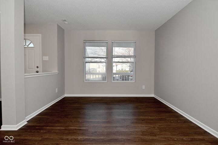 Property Photo:  2103 Cedarmill Drive  IN 46131 