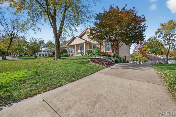 Property Photo:  5109 Silver Lake Drive  MO 63304 