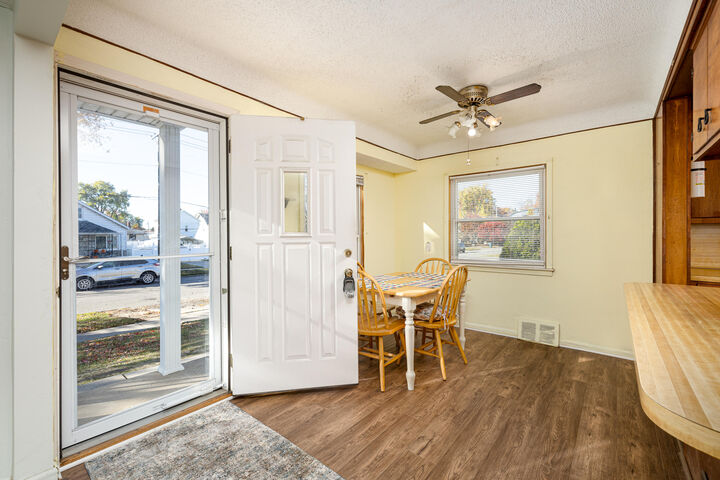 Property Photo:  1042 Champaign Road  MI 48146 