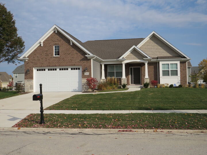 Property Photo: 21407 Bay Tree Court IL 60404