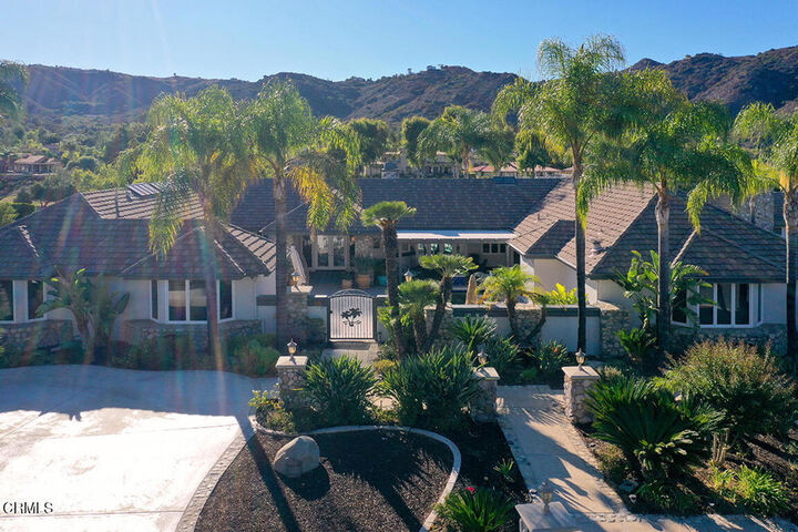 Property Photo:  38543 Hillside Trail Drive  CA 92562 