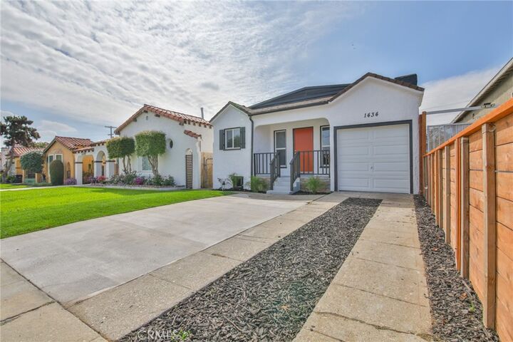 Property Photo:  1434 W 92nd St  CA 90047 