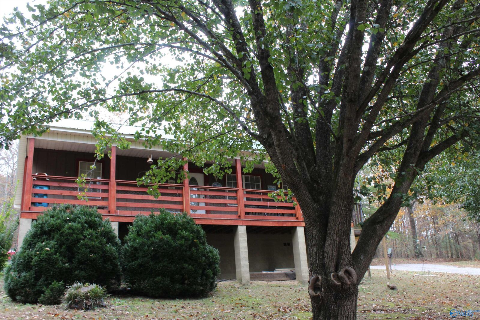 Property Photo: 1055 Mardis Point Road AL 35019