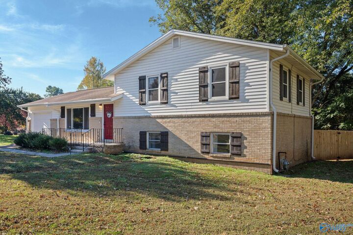 Property Photo: 10000 Hogan Drive SE AL 35803