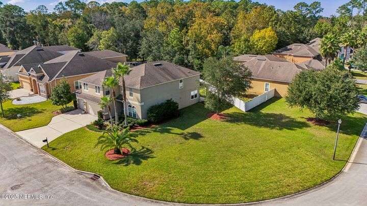 Property Photo: 11668 Lois Jerry Road FL 32258