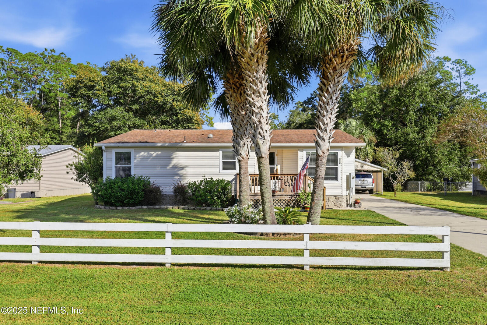 Property Photo:  112 Waterside Avenue  FL 32189 