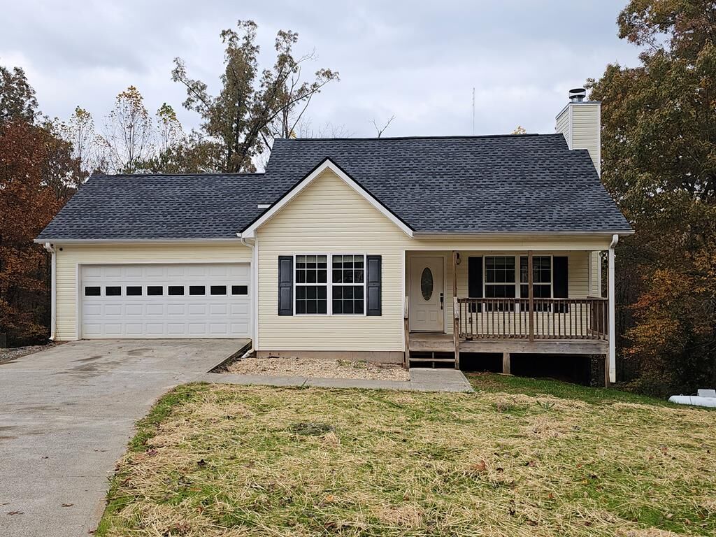 Property Photo:  1304 Dalrymple Circle  GA 30540 