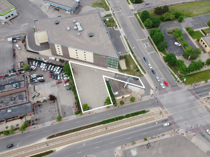 2119 University Avenue W  Saint Paul MN 55114 photo