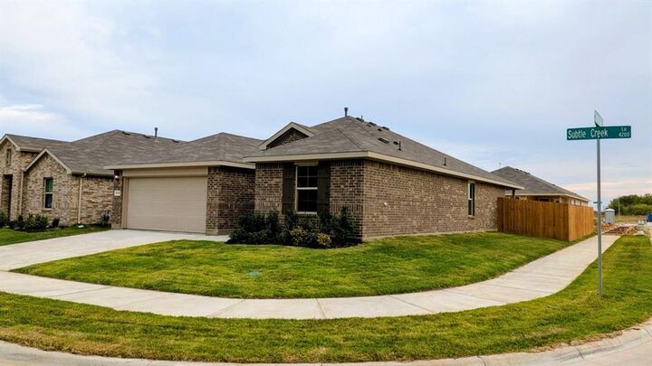 Property Photo:  4249 Subtle Creek Lane  TX 76036 