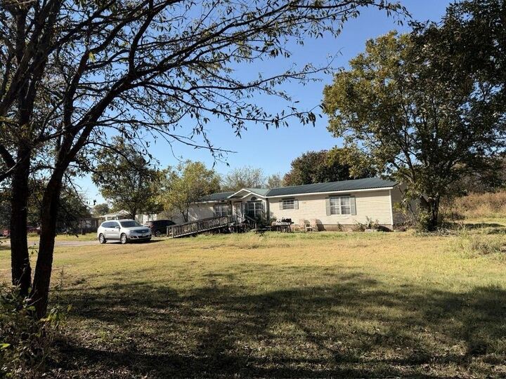 Property Photo: 1680 Kiowa Lance TX 76036