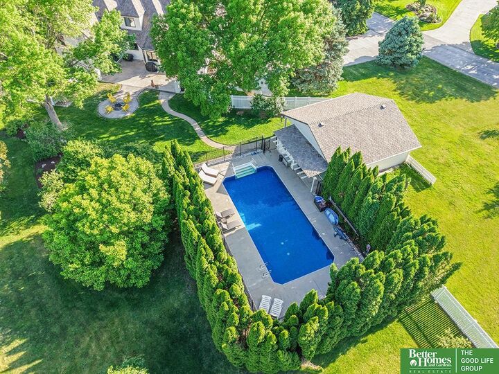 Property Photo: 22224 Homestead Road NE 68022