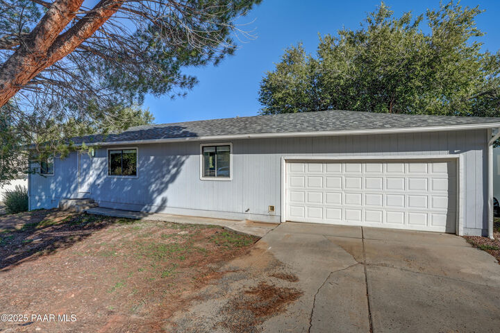 Property Photo:  8620 E Crater Court  AZ 86314 