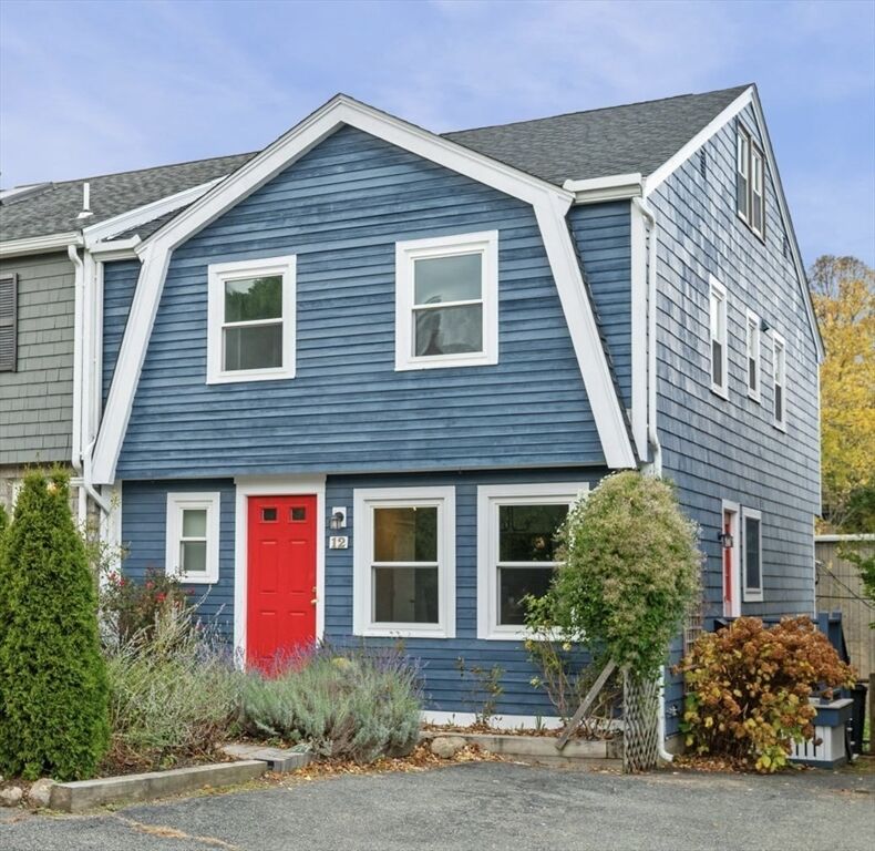 Property Photo:  12 Heritage Way 12  MA 01945 