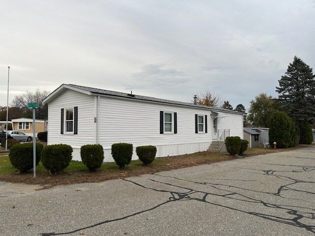 Property Photo:  735 Memorial Drive 40  MA 01020 