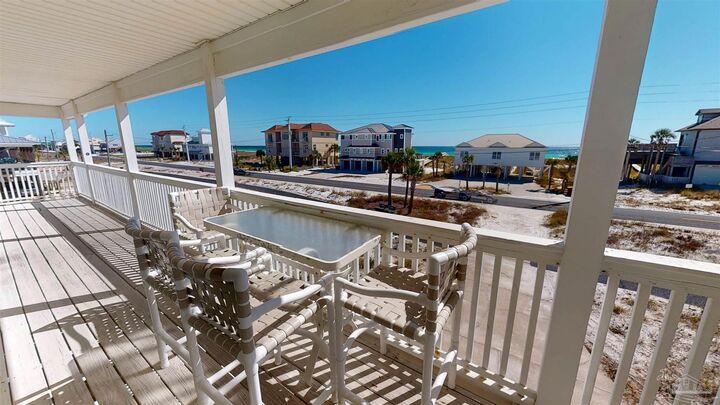 8054 Gulf Blvd  Navarre Beach FL 32566 photo