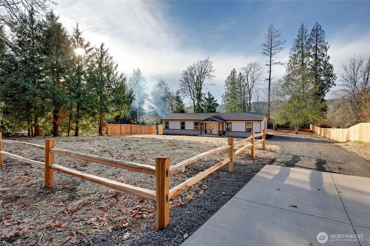 Property Photo:  21381  Howard Avenue NE  WA 98346 