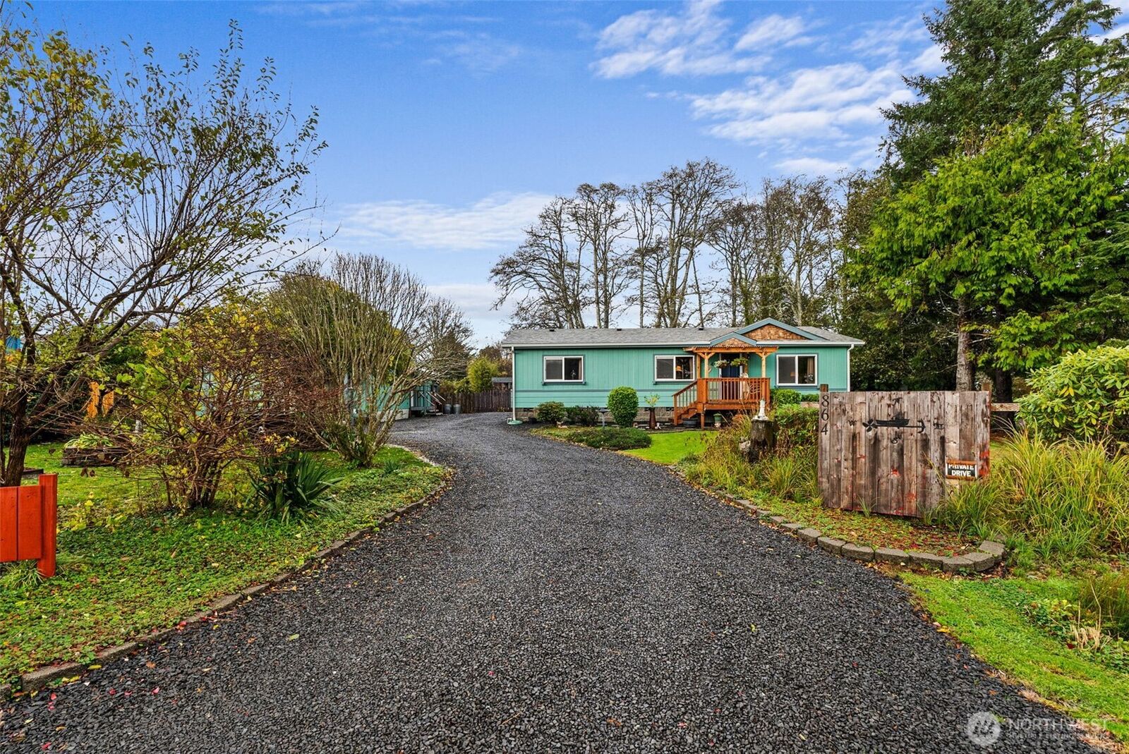 Property Photo:  864  Hart Street  WA 98547 