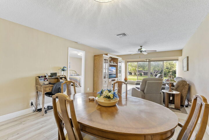 Property Photo: 1050 Citrus Way 203 FL 33445