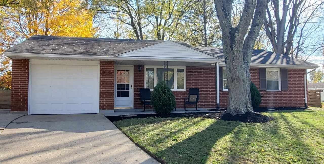 Property Photo:  2501 Willow Drive  IN 47374 