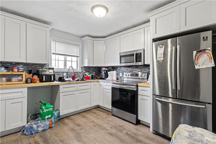 Property Photo:  30 Foundry Street 6  RI 02863 