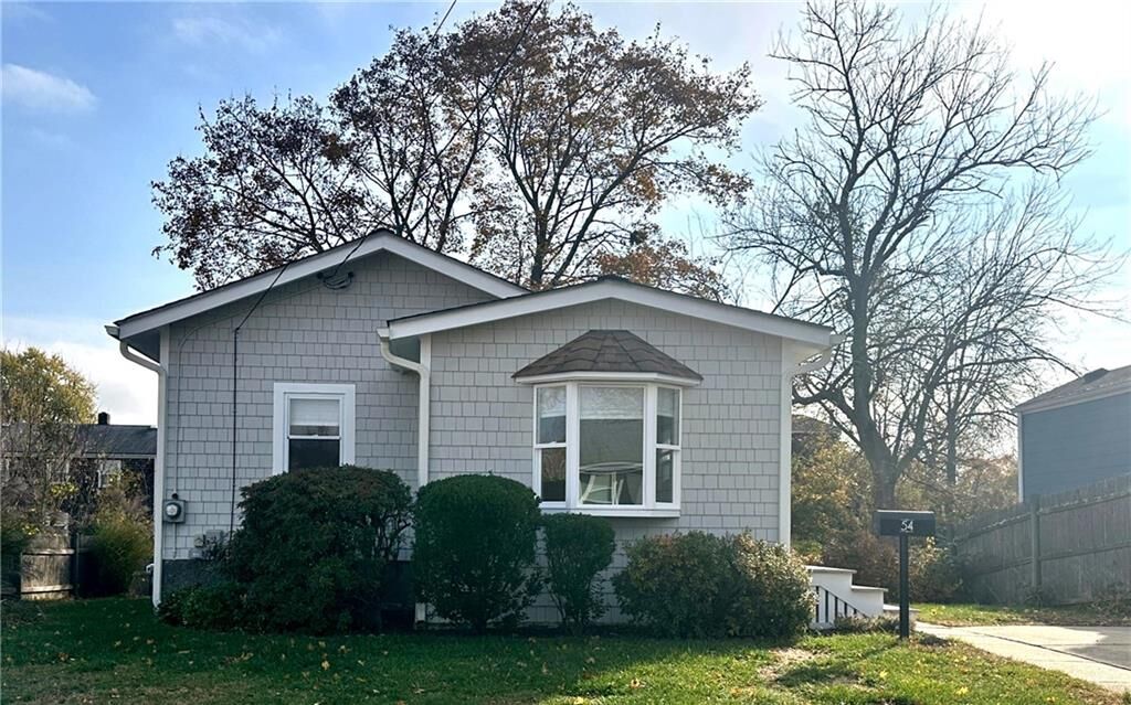 Property Photo:  54 Planet Avenue  RI 02915 