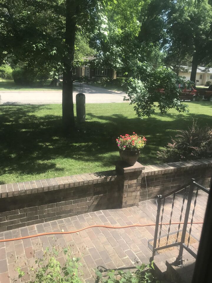 Property Photo:  727 E Harvard Ave  KS 67042 