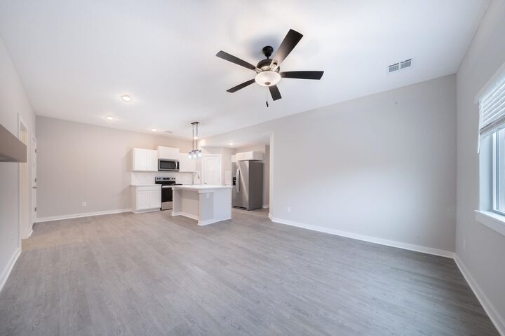 Property Photo: 16912 W Lawson St KS 67052