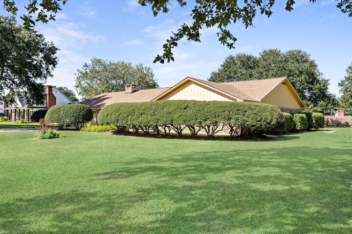 Property Photo: 9002 Quail TX 77630