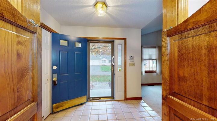 Property Photo: 111 Carriage House 111 CT 06082