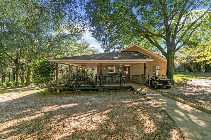 Property Photo:  10135 S County Rd 59  AL 36350 