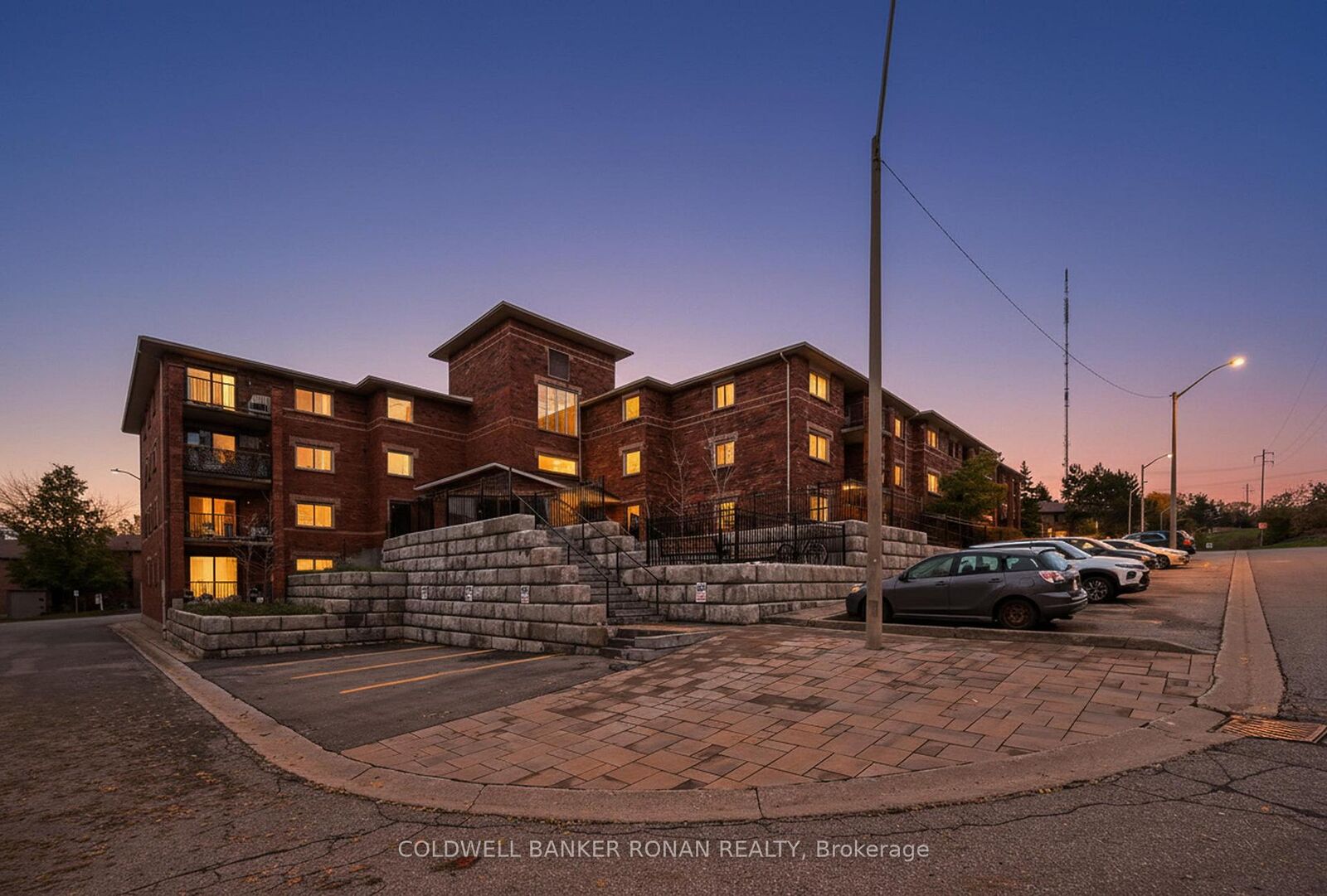 Property Photo: 1 Quail Crescent 205 ON L4N 6W9