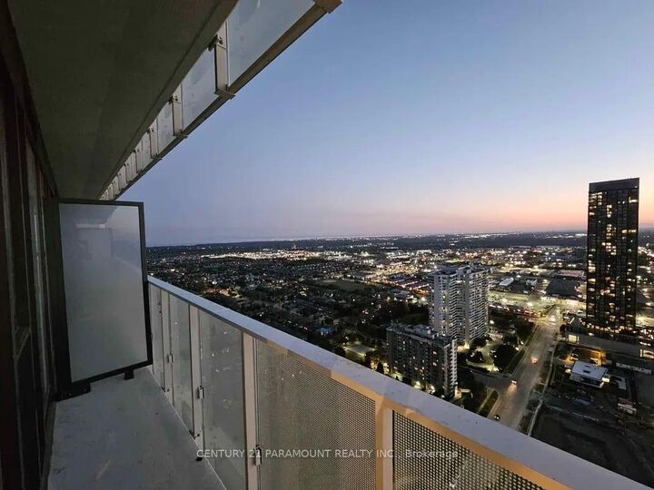 Property Photo:  3883 Quartz Road 3610  ON L5B 0M4 